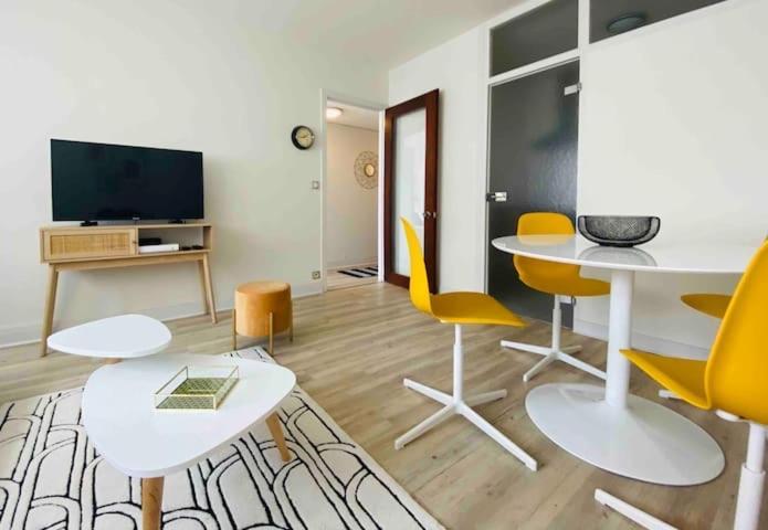 Appartements Pyrénées-Barthou Pau Esterno foto