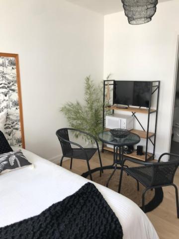 Appartements Pyrénées-Barthou Pau Esterno foto