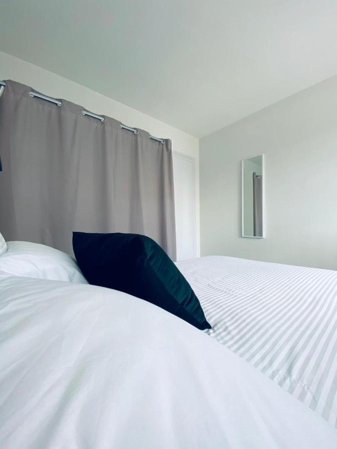 Appartements Pyrénées-Barthou Pau Esterno foto